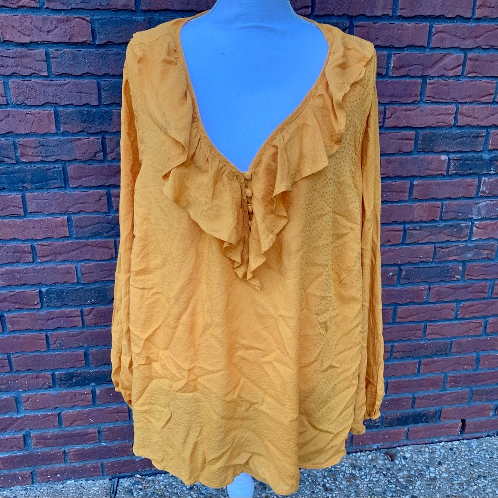 NWT Ava & Viv Blouse